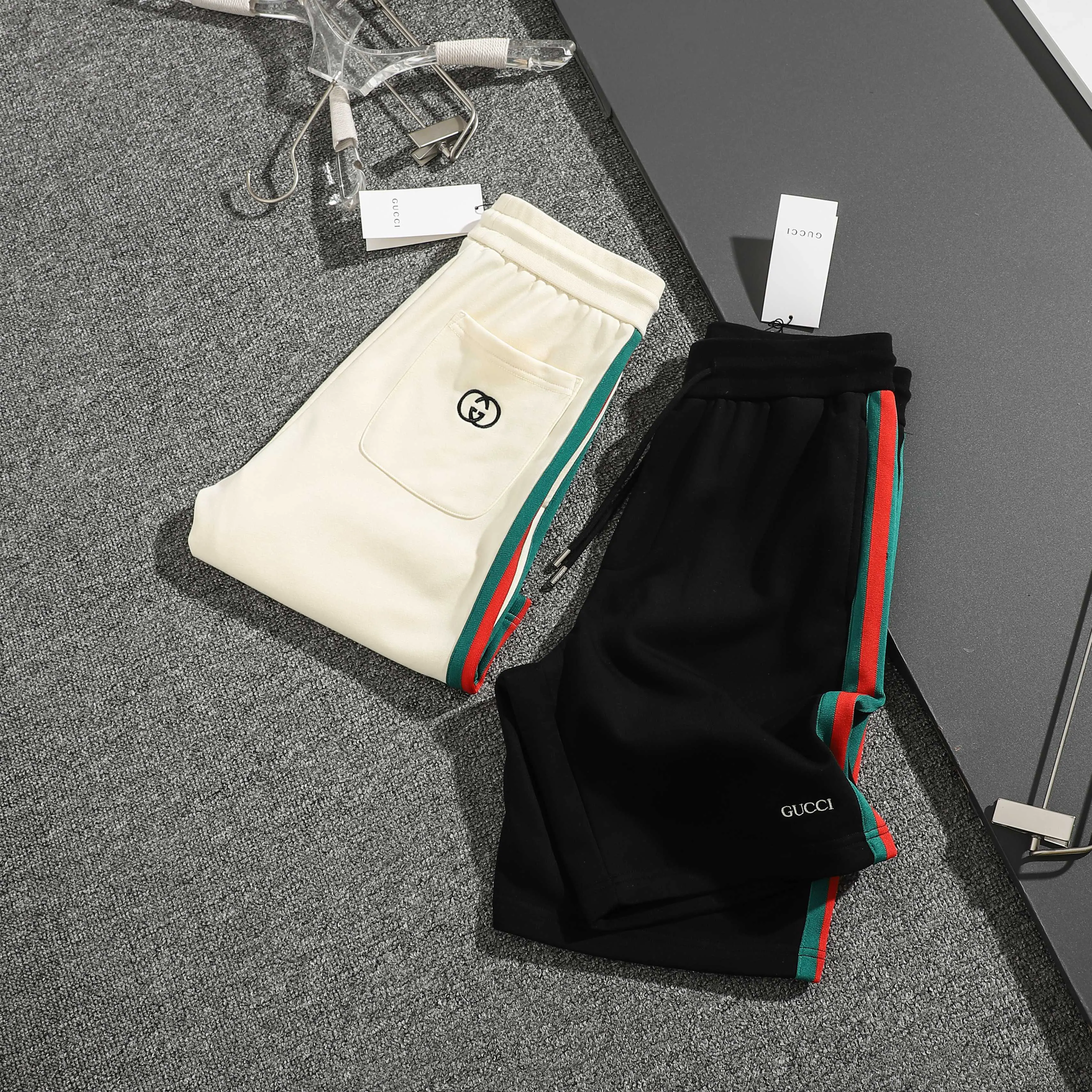 Gucci Logo印花圆领卫衣