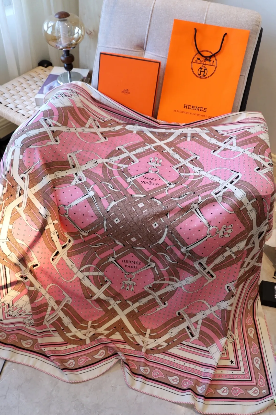 Hermès White Scarf
