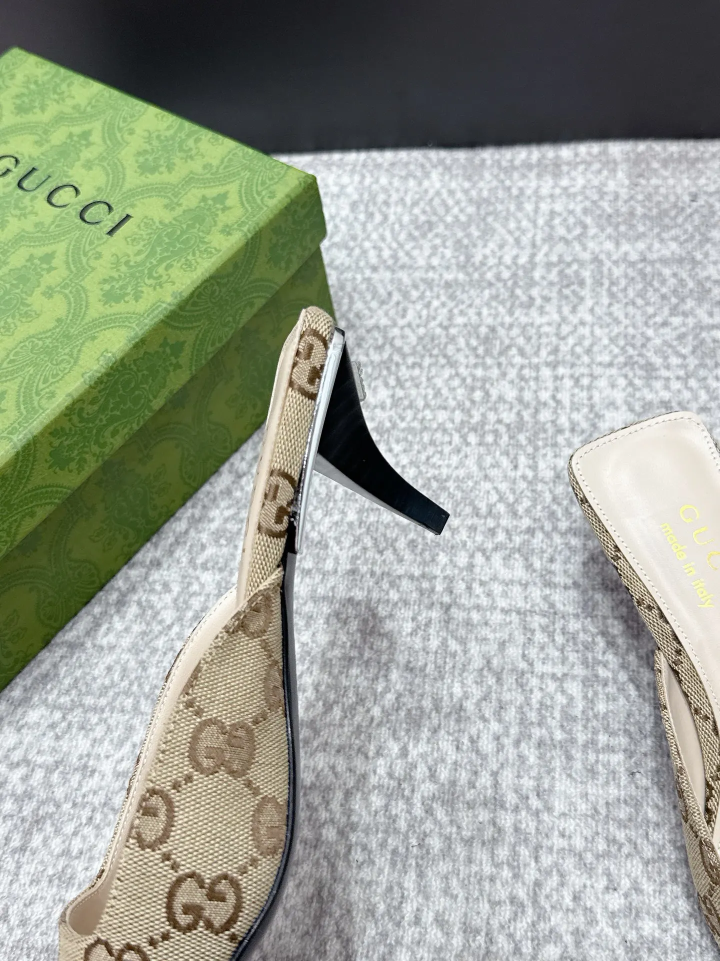 Gucci Logo Sneakers Image 8 Gucci Logo Sneakers Image 8