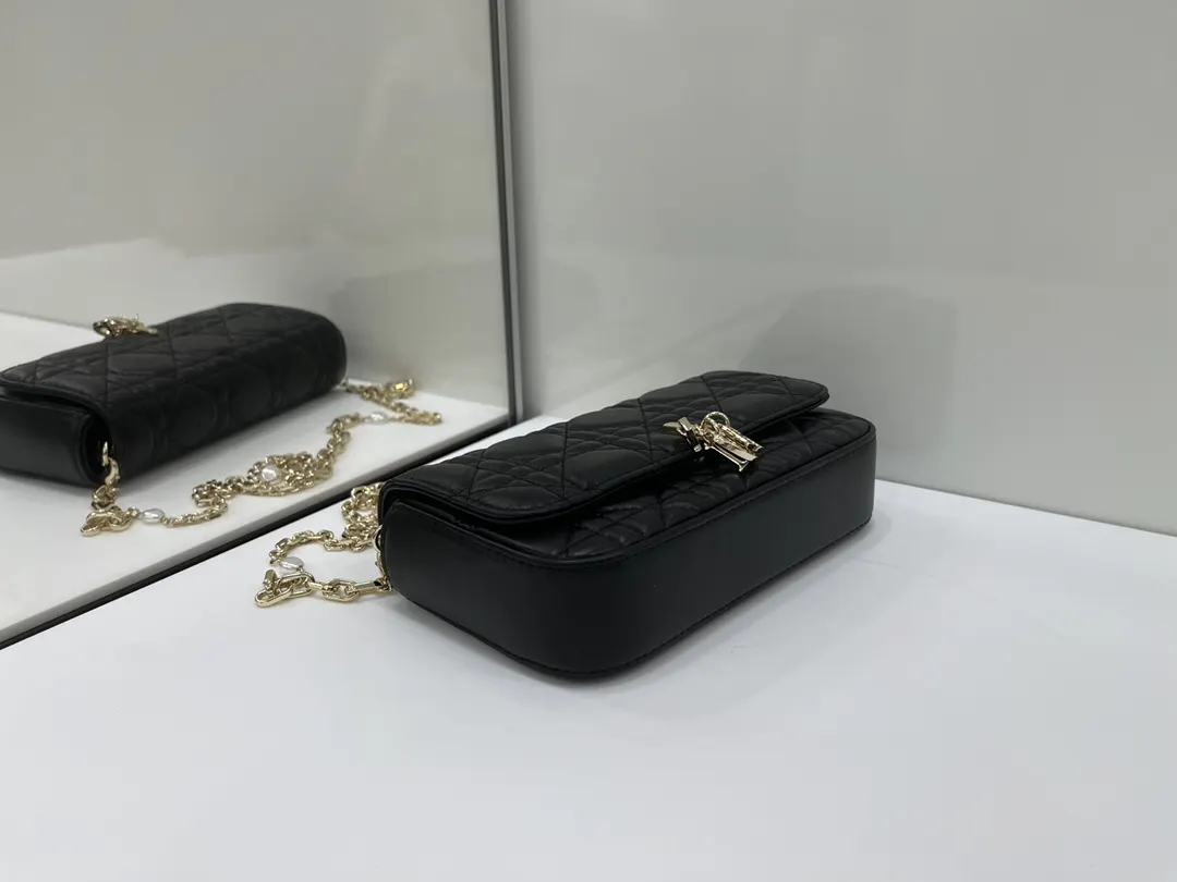 Dior Lady 羊皮 鏈條包 精致鏈條款