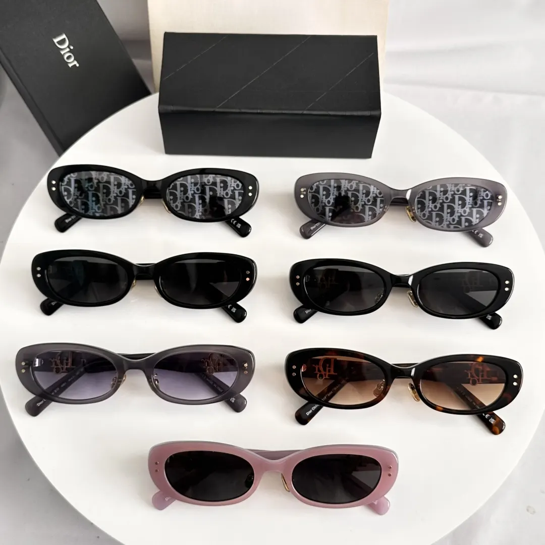 Dior 黑色窄框太阳镜 简约酷感款