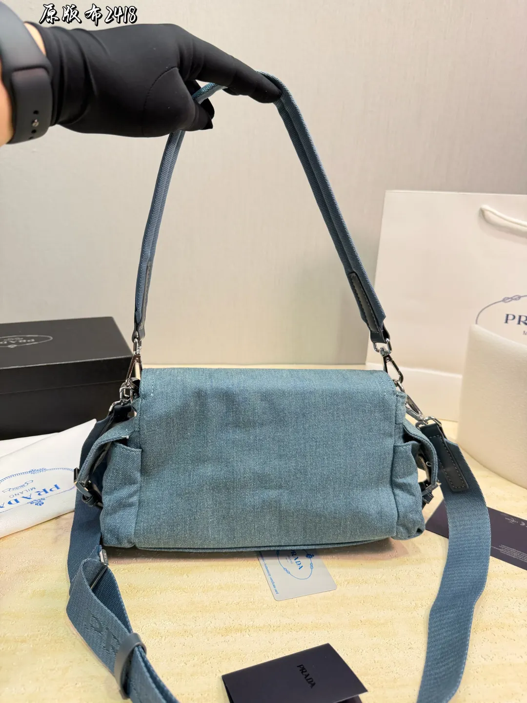 Prada 黑色 尼龍 斜背包 輕便斜挎款