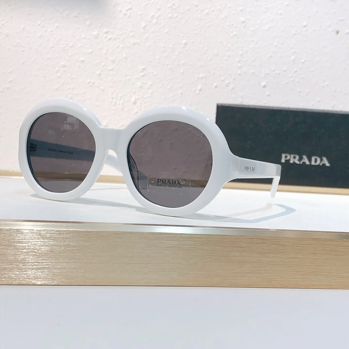 Prada 墨镜 时尚防晒款 款13