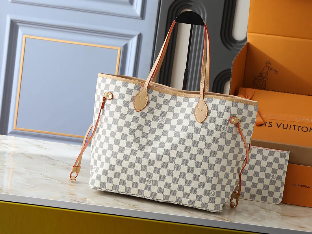 Neverfull 老花 帆布 手拿包 精致手拿款
