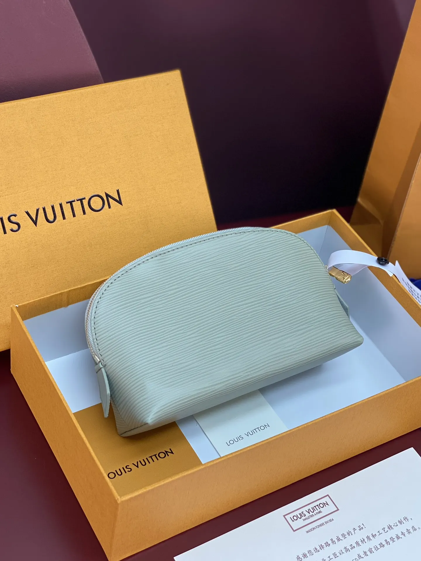 LV 綠色 皮革 化妝包 便携收納款