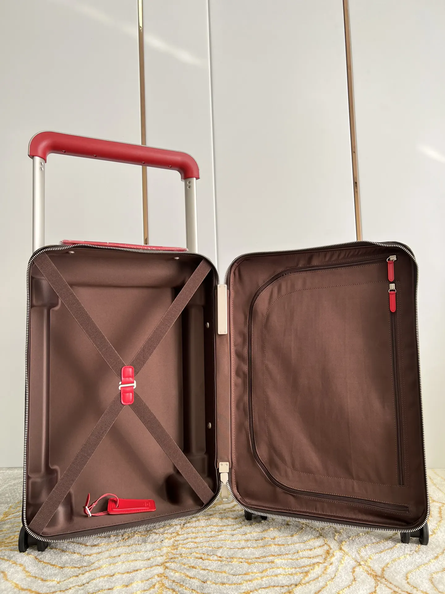 LV 老花 帆布 行李箱 旅行拉杆款 輕便出行款(數字9) LV 老花 帆布 行李箱 旅行拉杆款 輕便出行款(數字9)