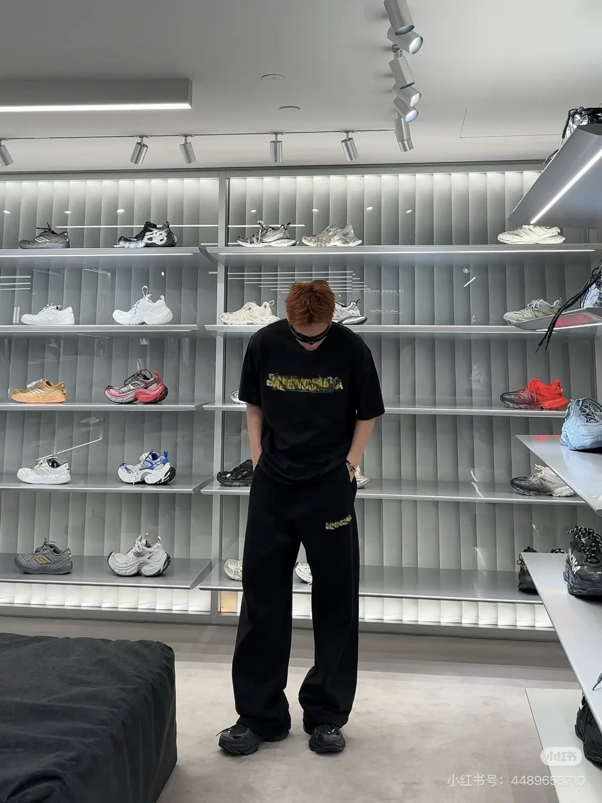 Balenciaga 黑色 Logo 短袖T恤
