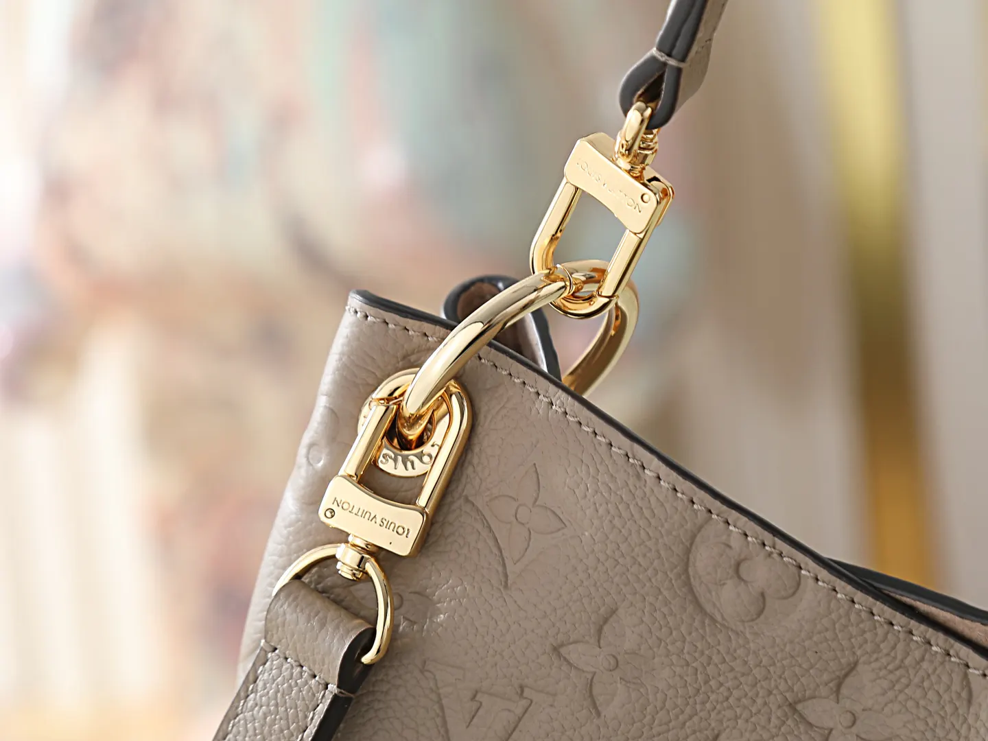 Louis Vuitton Métis Shoulder Bag Commuter