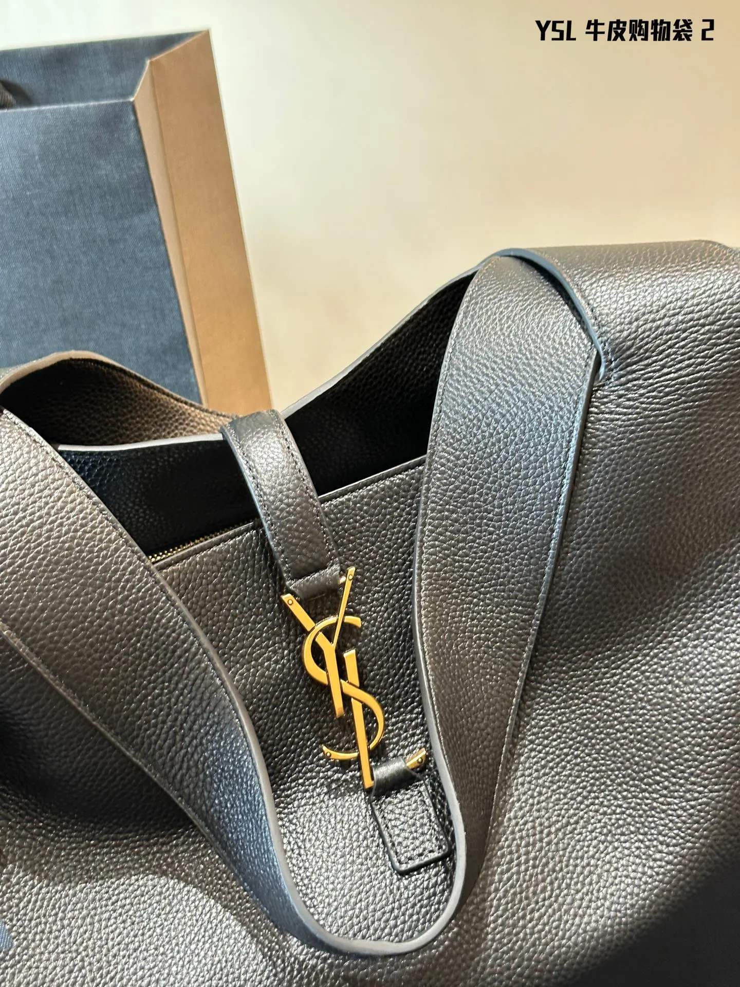 Tote Bag Commuter Leather