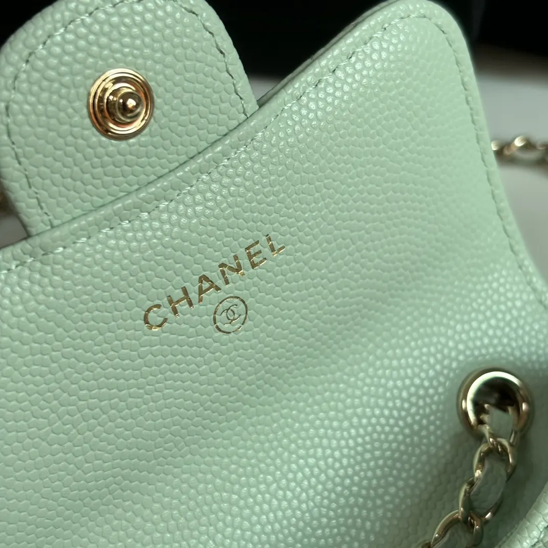 CHANEL 绿色牛皮翻盖链条包 单肩款