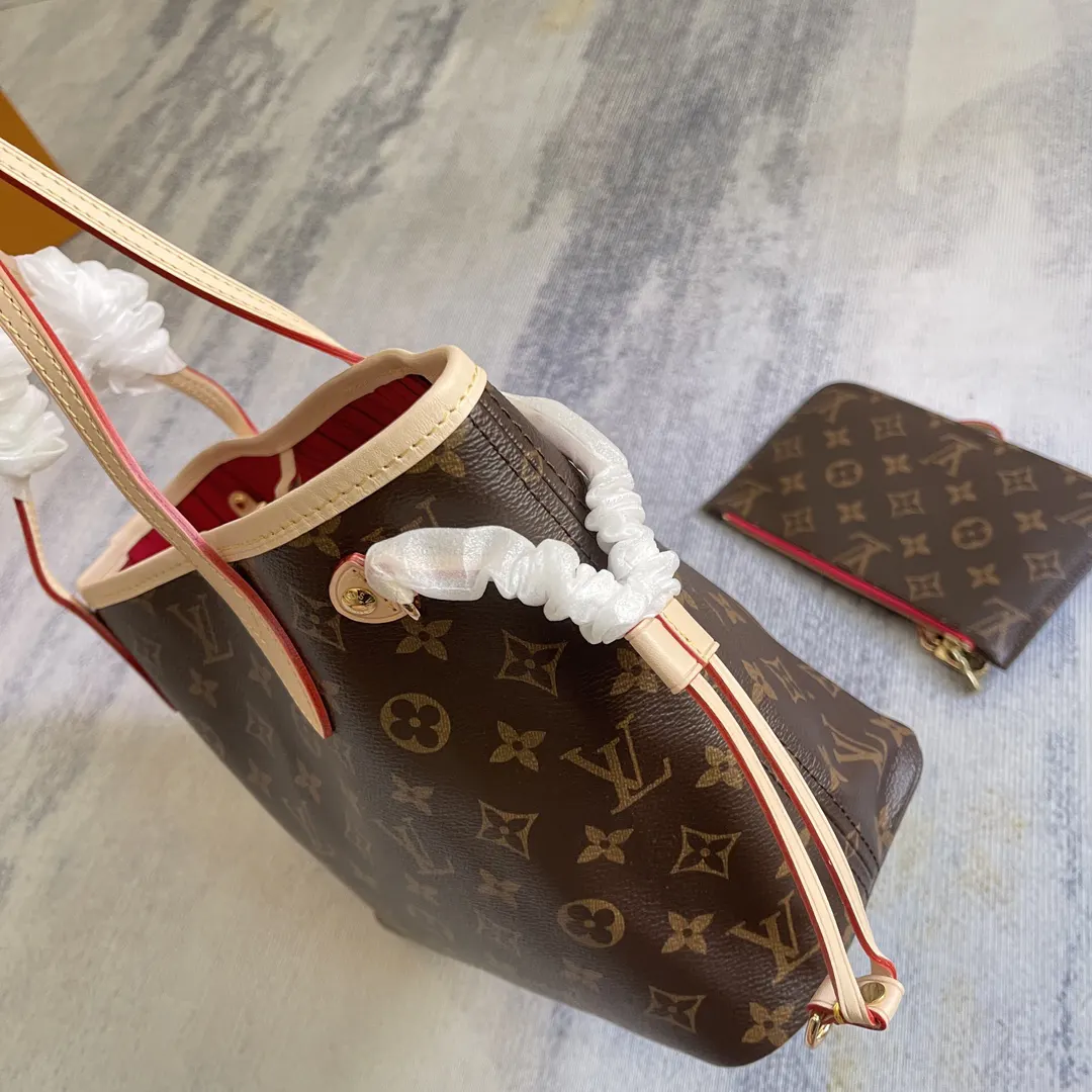 LV Neverfull 金色 牛皮 手拿包 精致手拿款
