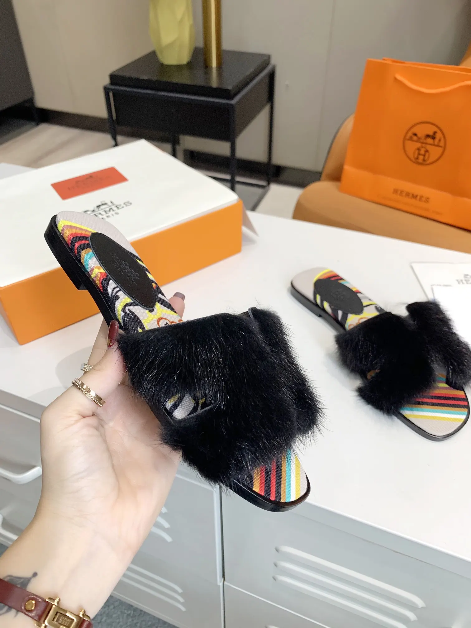 Hermes 黑 鞋履 舒適百搭款