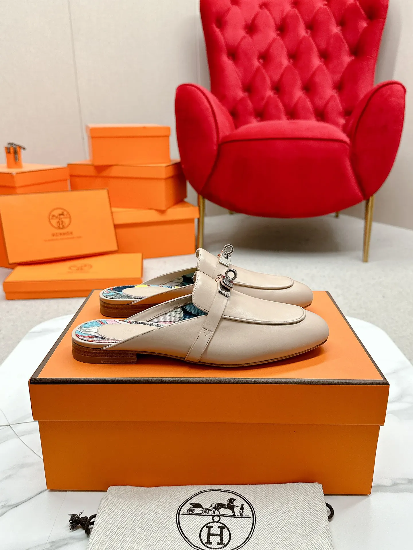 Hermès Leather Slides