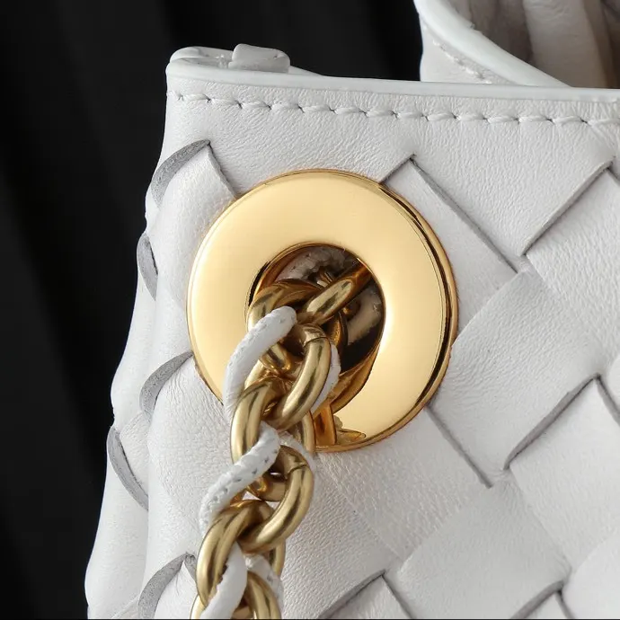 Bottega Veneta 棕色 链条包 精致链条款