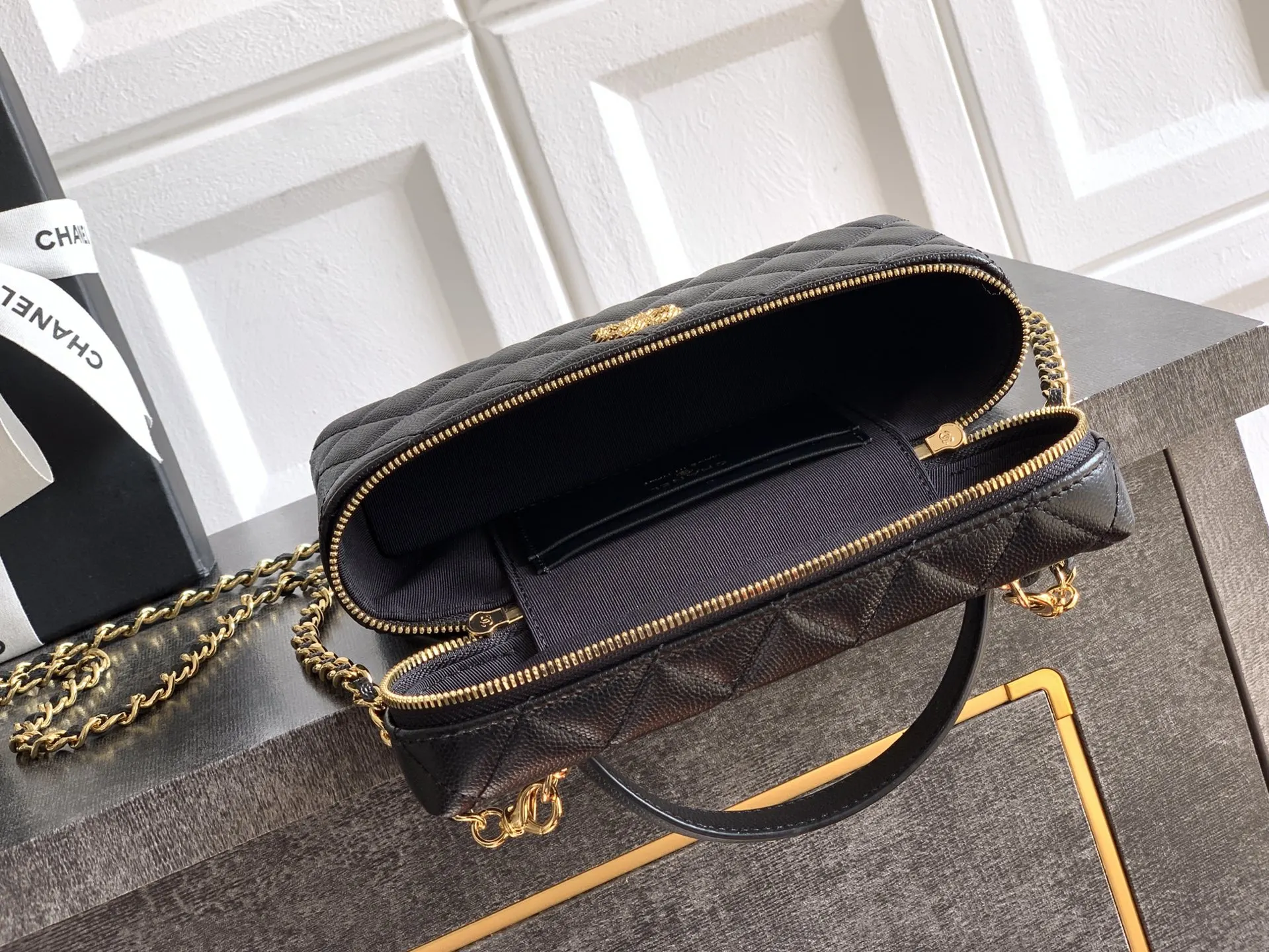 Black Chain Bag