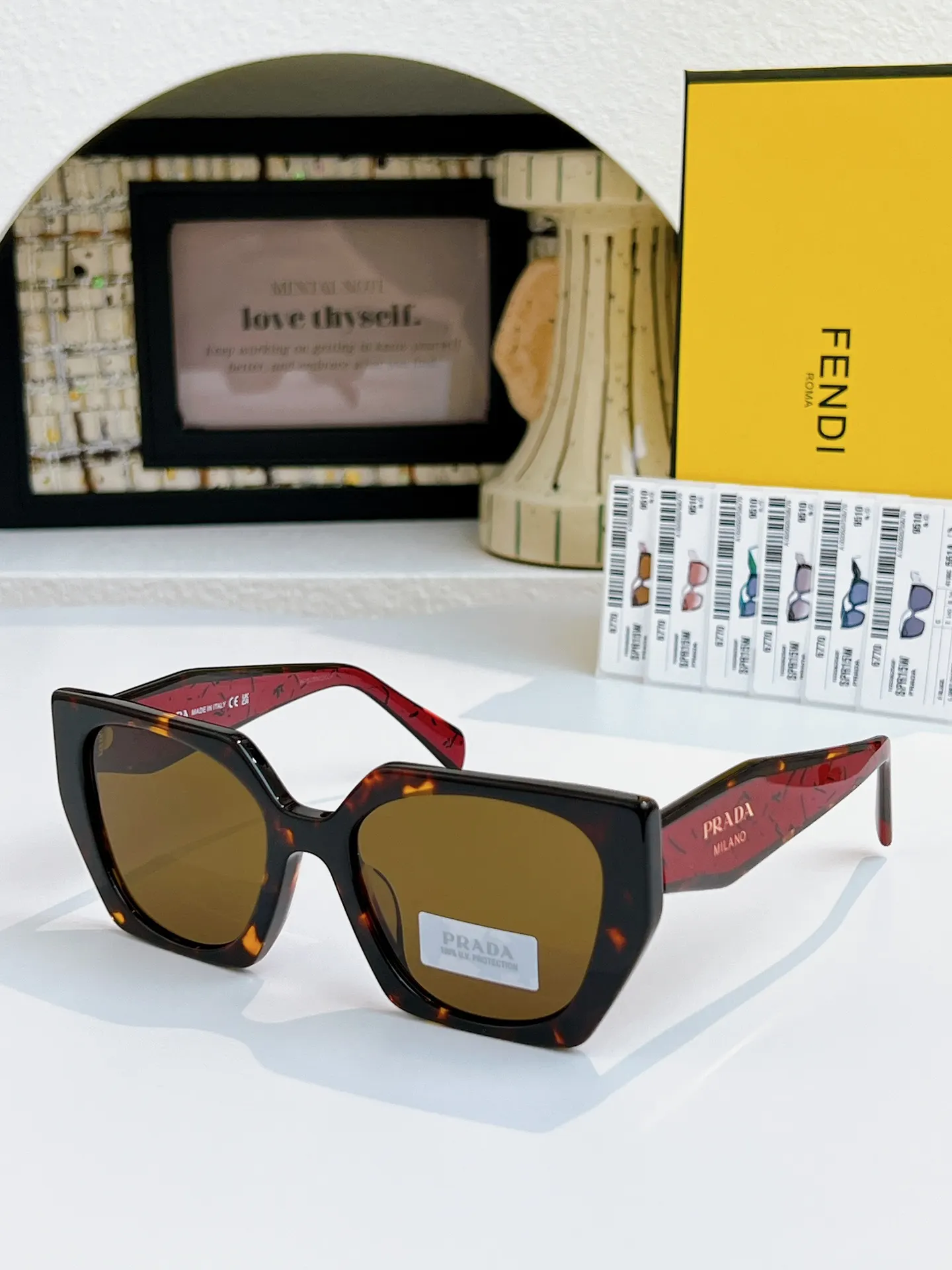 PRADA PR15W 太阳眼镜 时尚遮阳款
