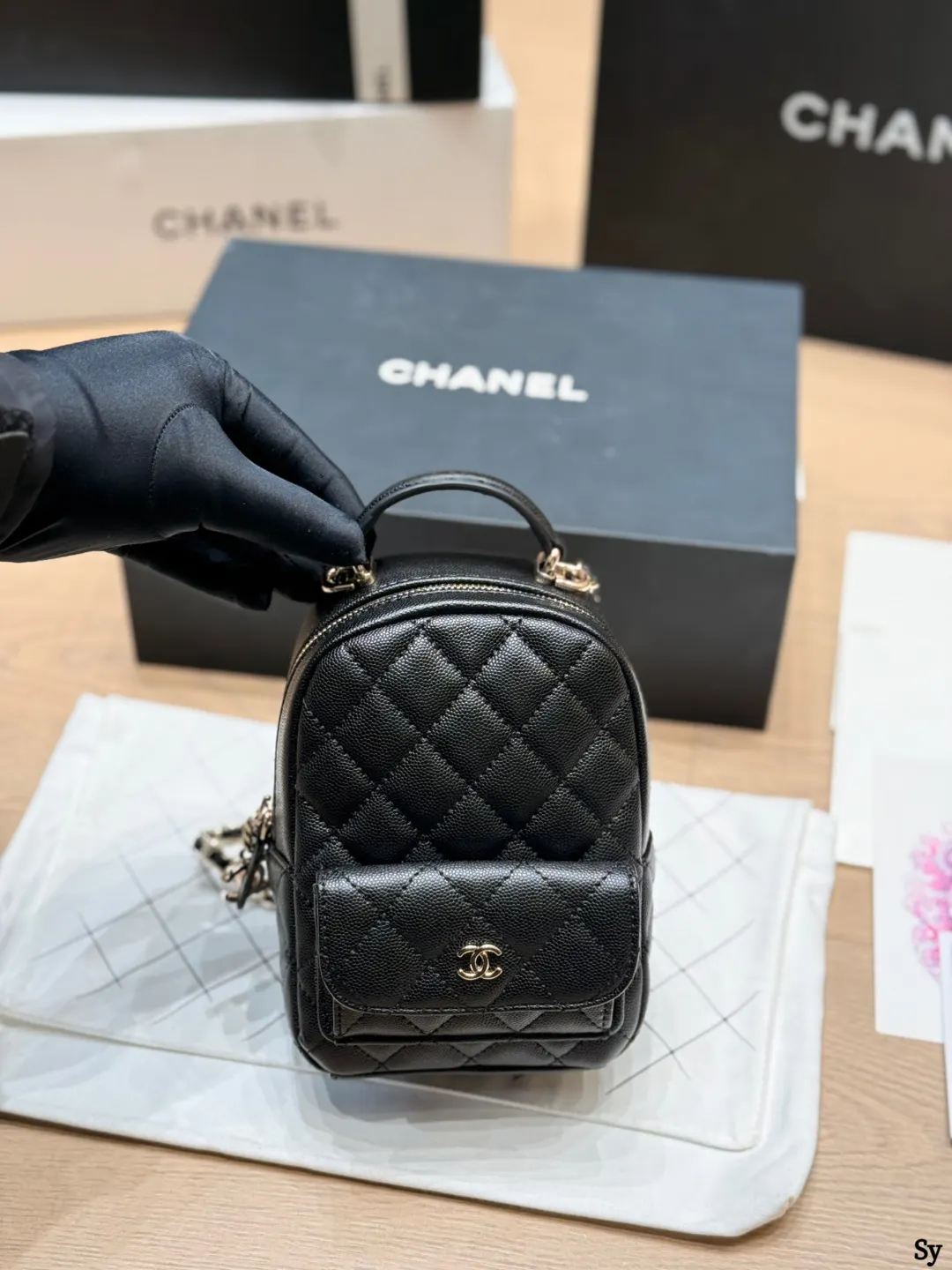 CHANEL 白色 金色 牛皮 雙肩包 实用雙肩款
