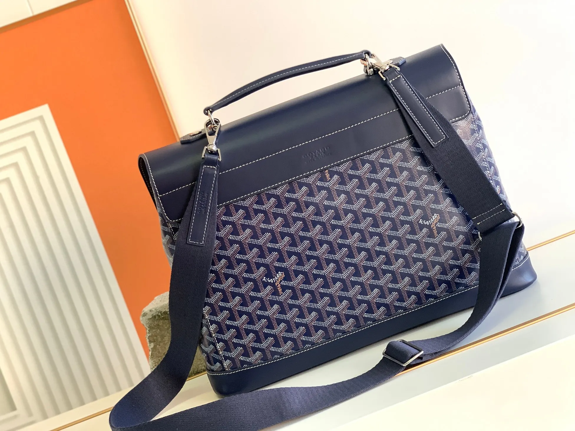 Briefcase Business Commuter Classic Leather