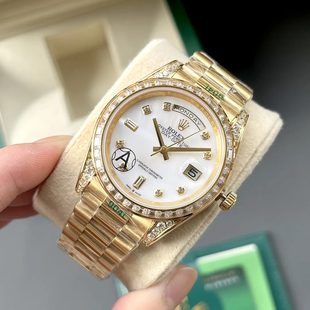 Rolex 品控 每一个腕表出品都经QC员严格检查 校对后 手錶 經典腕表款