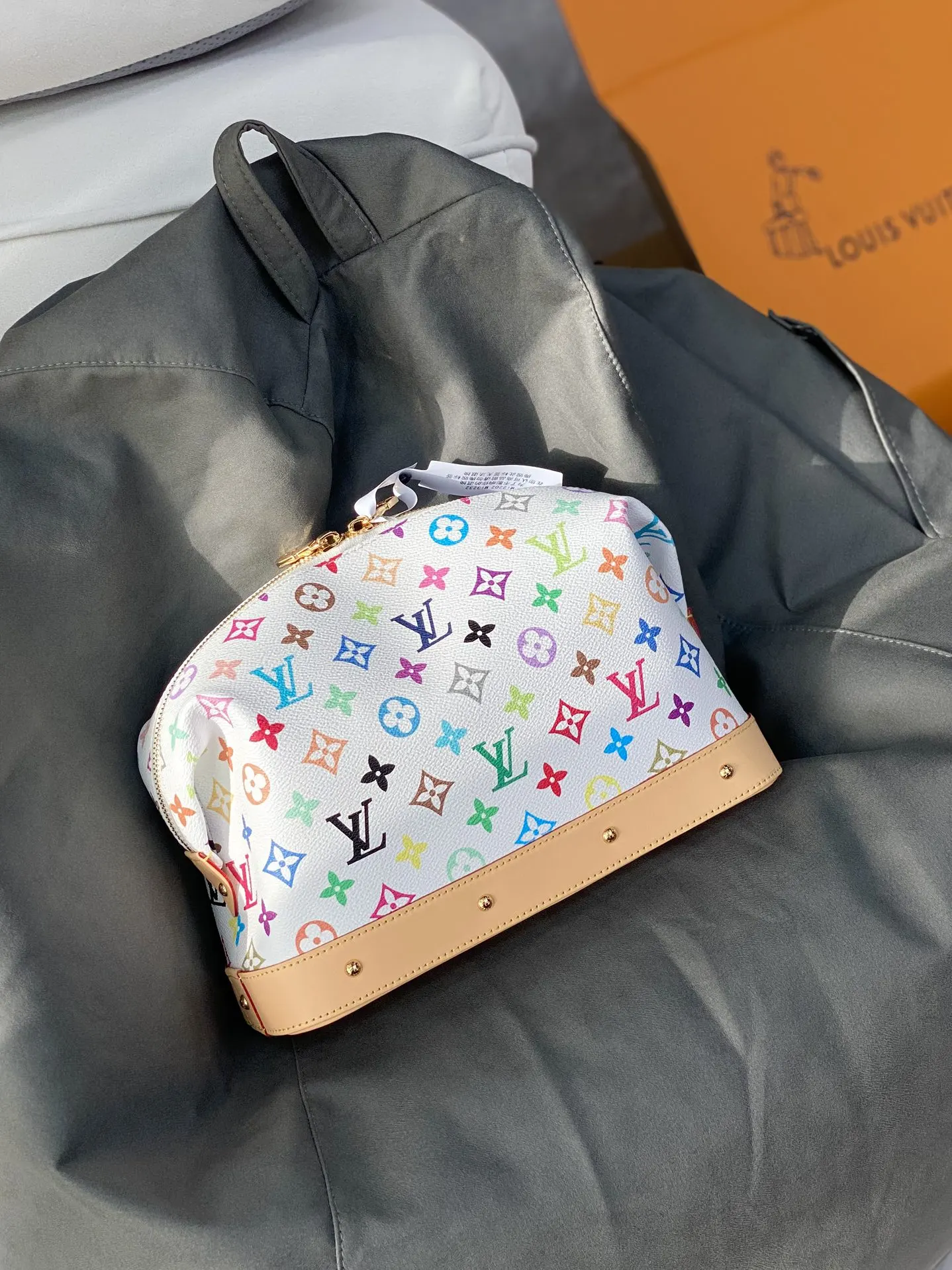 牛皮 白彩 化妝包 便携收納款