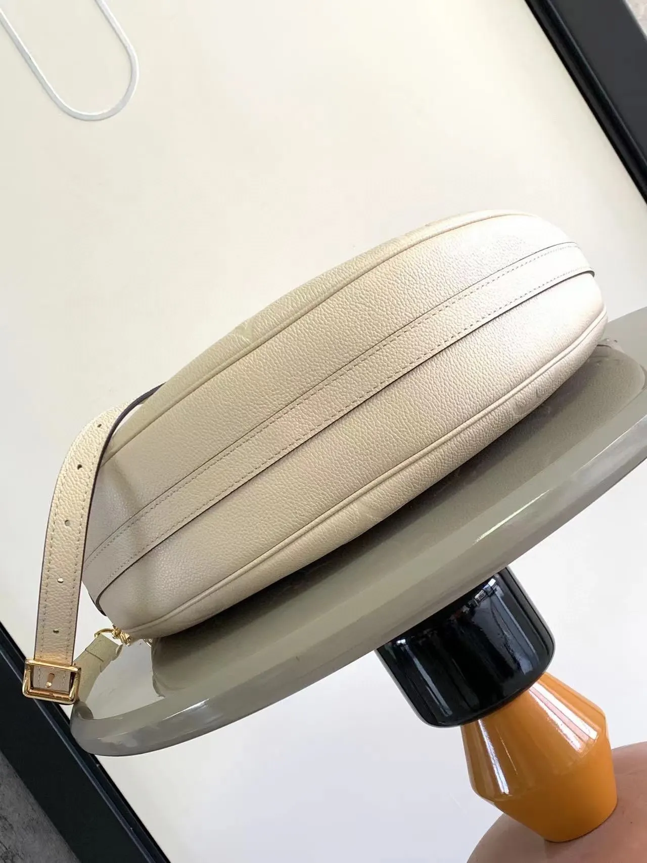 Chain Bag Leather