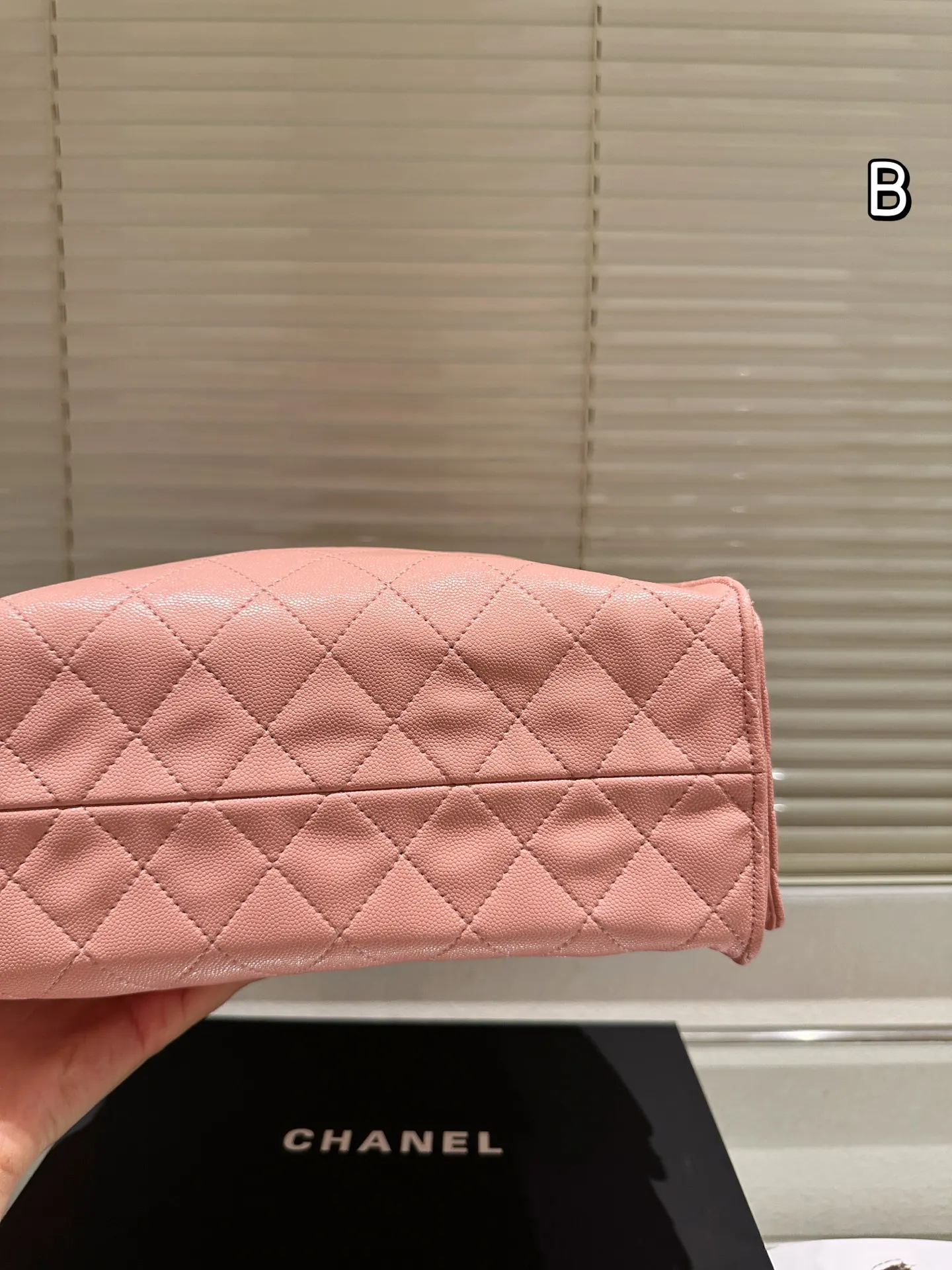 Chanel Hobo Shoulder Bag Vintage Leather Image 9 Chanel Hobo Shoulder Bag Vintage Leather Image 9