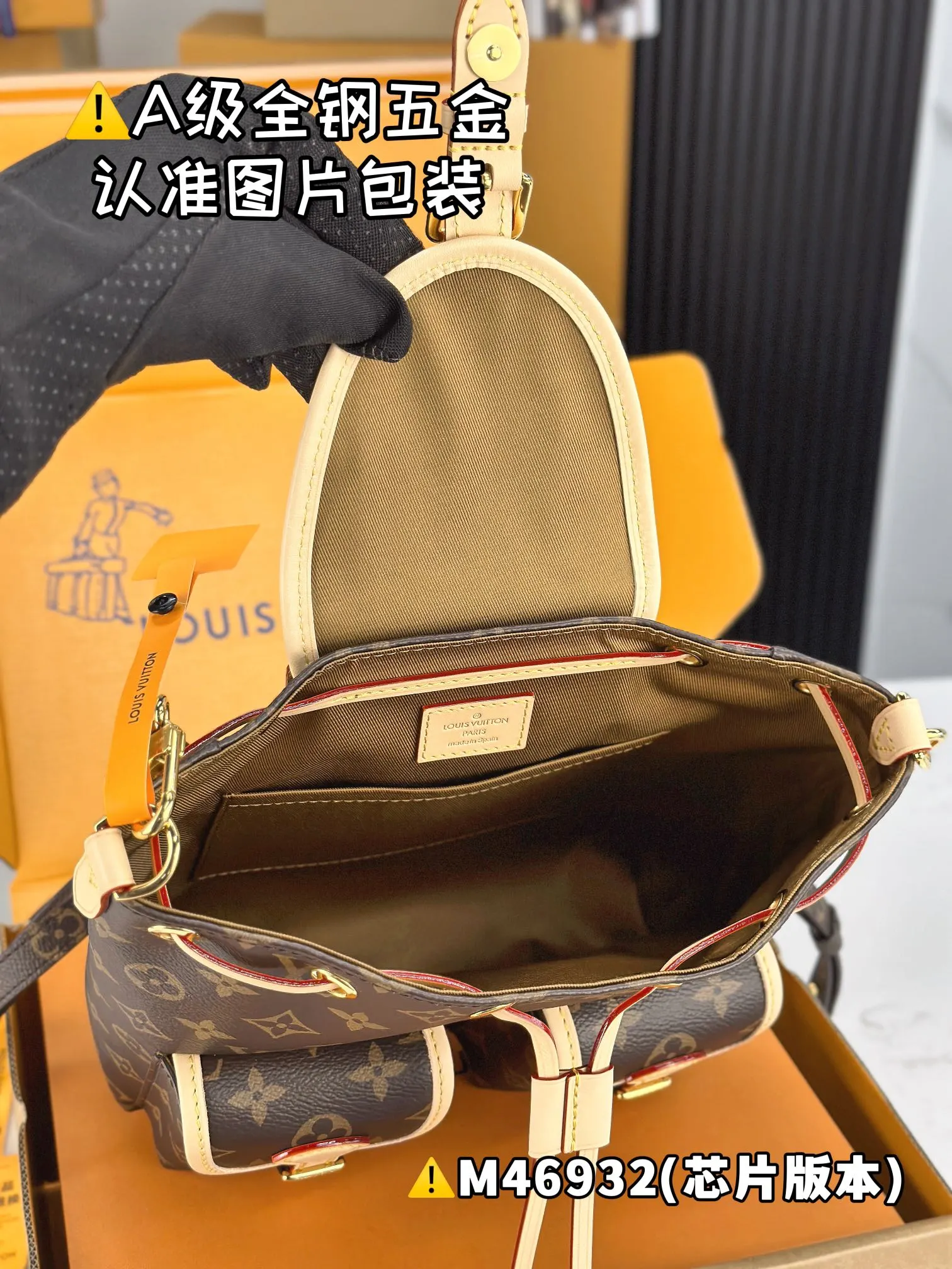 雙肩包 实用雙肩款