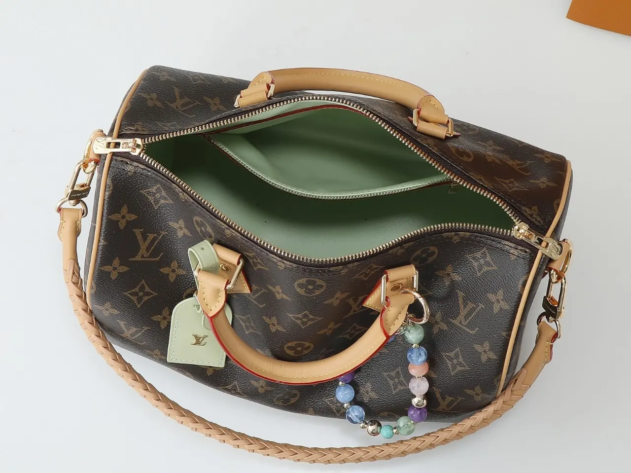 LV Speedy 牛皮 收納包 旅行收納款(數字9) LV Speedy 牛皮 收納包 旅行收納款(數字9)