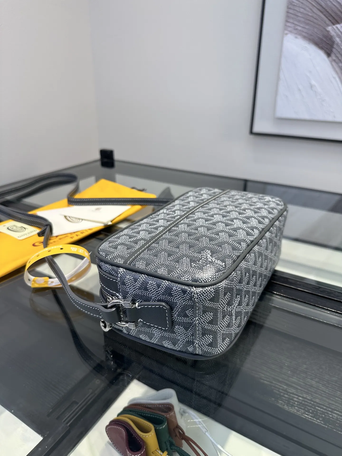 Goyard 灰色 Cap Vert相机包 斜背包 灰色 是戈雅的經典 輕便斜挎款