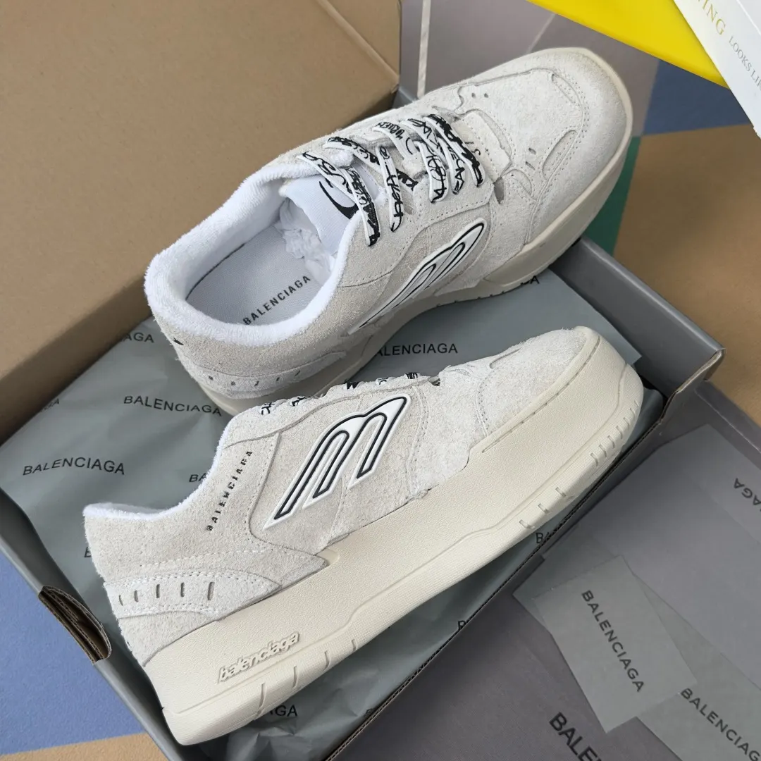 Balenciaga 牛皮 运动鞋