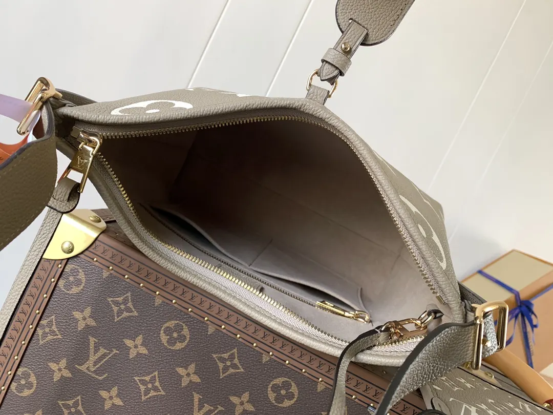 Louis Vuitton Brown Organizer Pouch Travel Leather Image 9 Louis Vuitton Brown Organizer Pouch Travel Leather Image 9