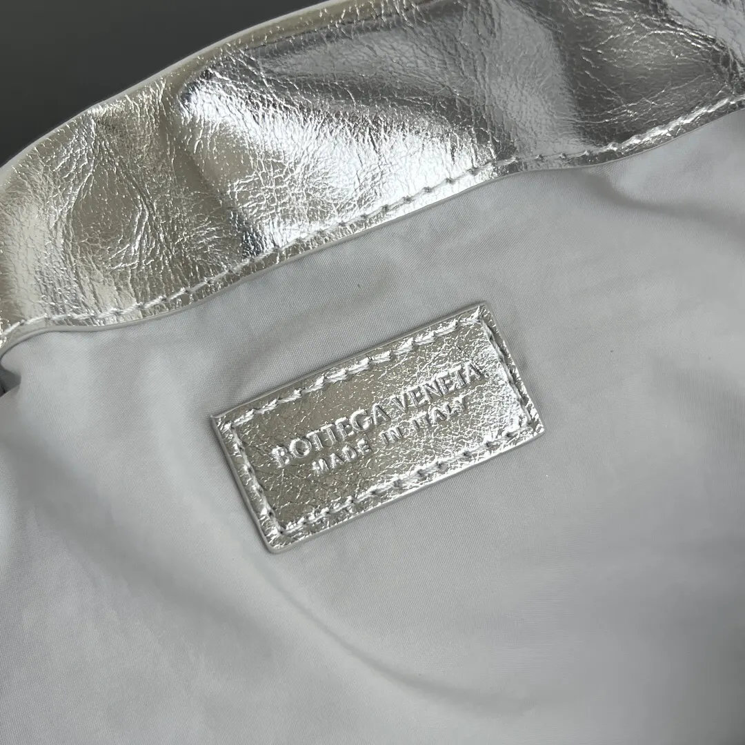 Hobo Shoulder Bag Vintage Leather Image 9 Hobo Shoulder Bag Vintage Leather Image 9
