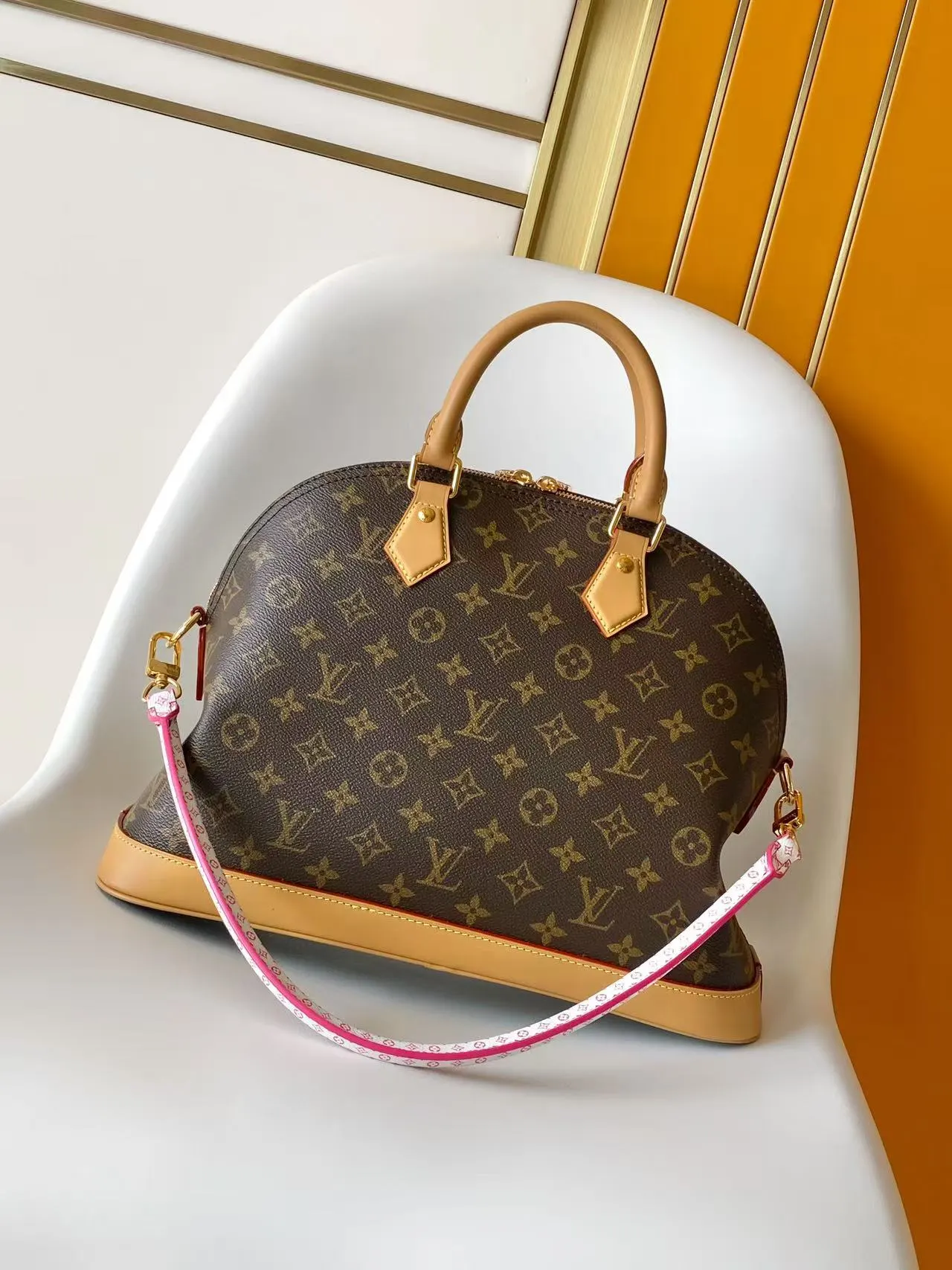 LV Alma 帆布 收納包 旅行收納款