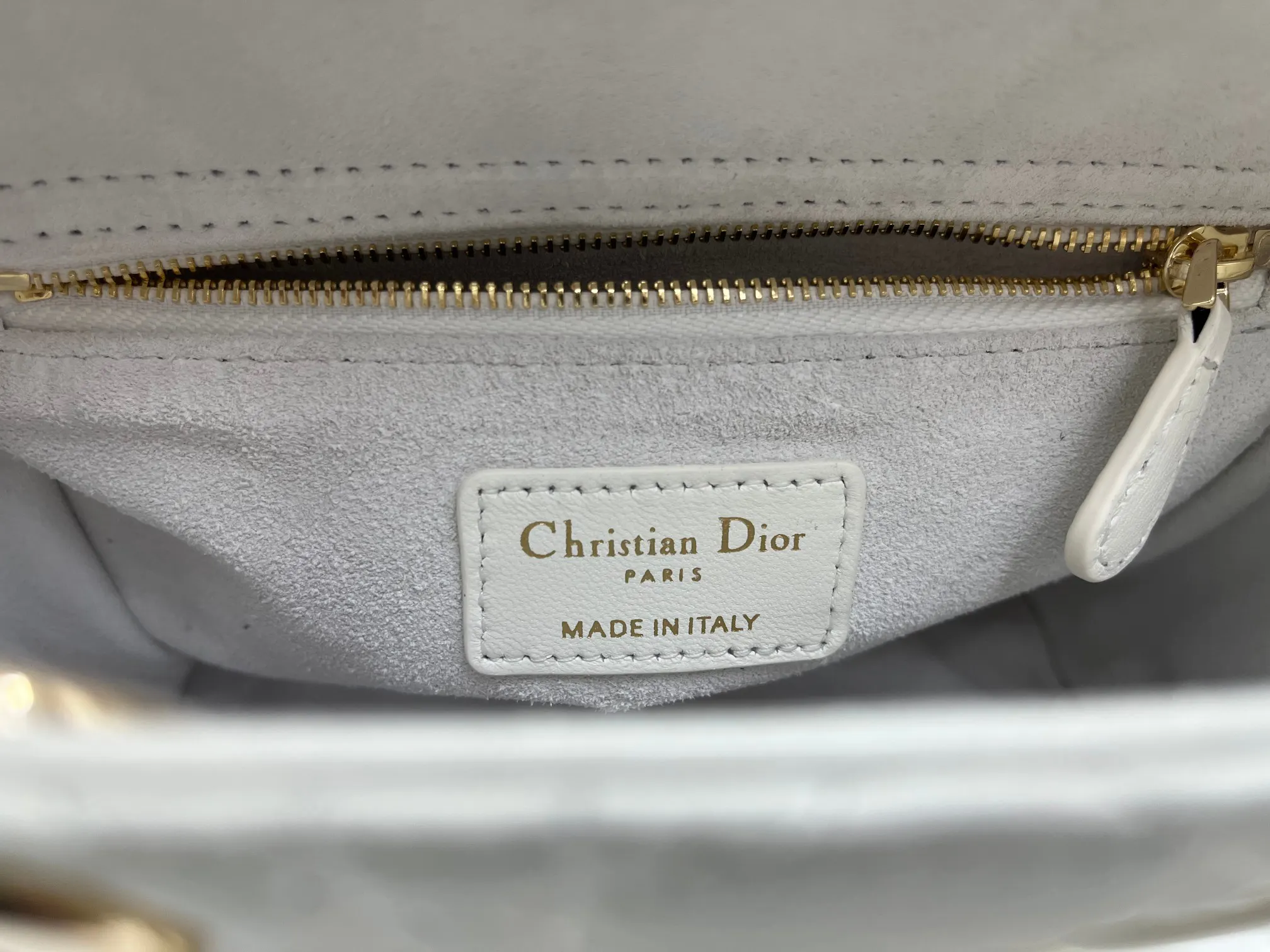 Dior Lady Dior 粉色藤格纹手提斜挎包 小号款 通勤款