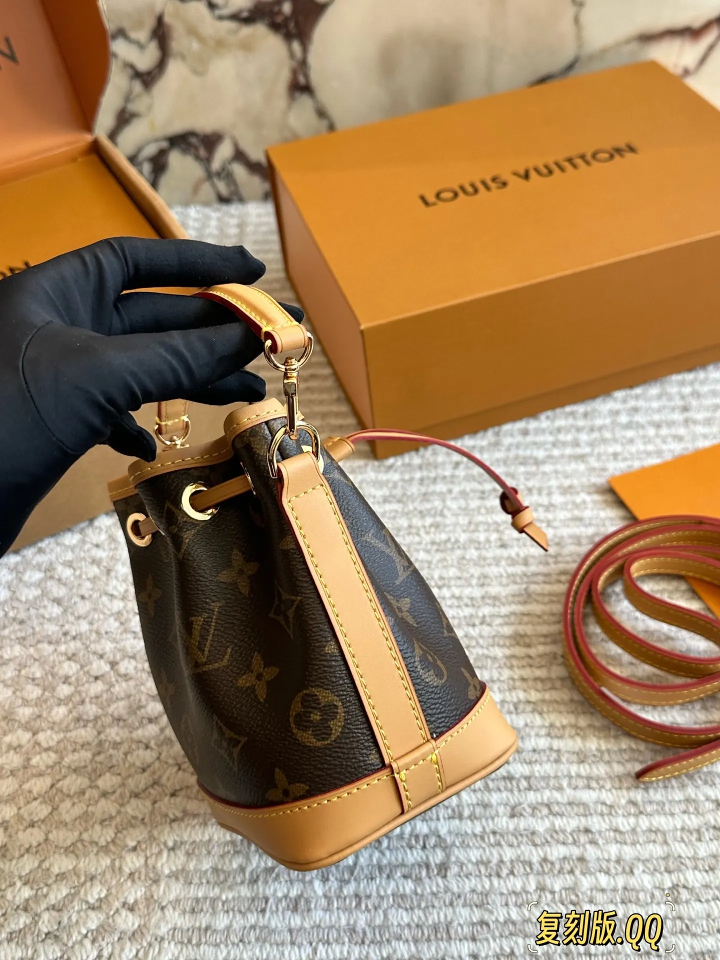 Louis Vuitton Monogram Bucket Bag Casual