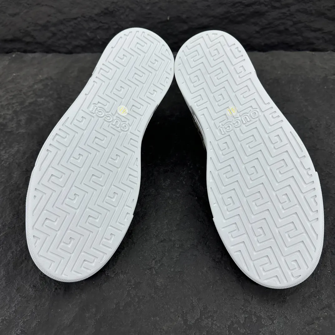 Gucci Ace 小白鞋 休闲百搭款 老花