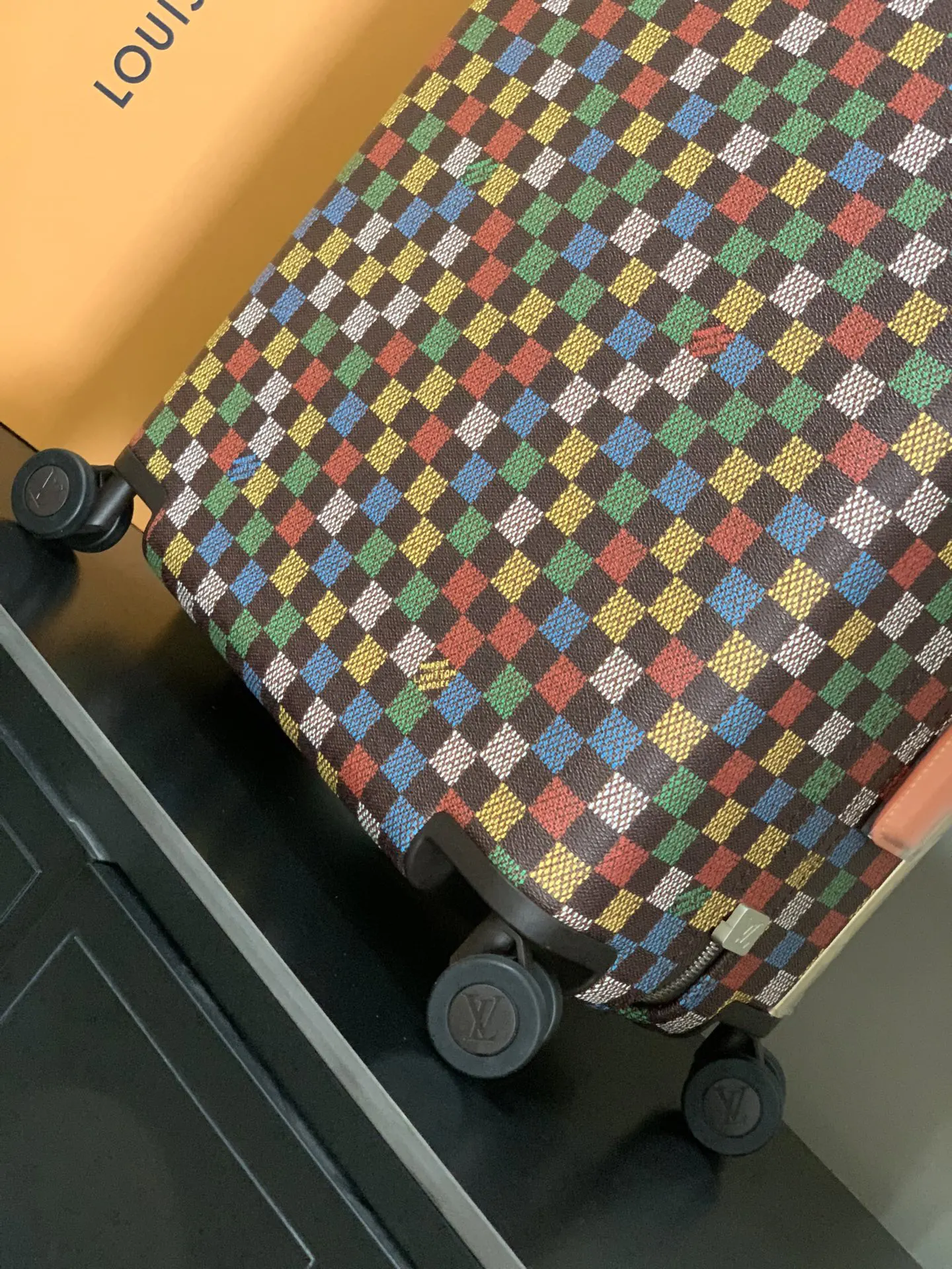灰色 銀色 拉杆真皮包裹 行李箱 旅行拉杆款 輕便出行款