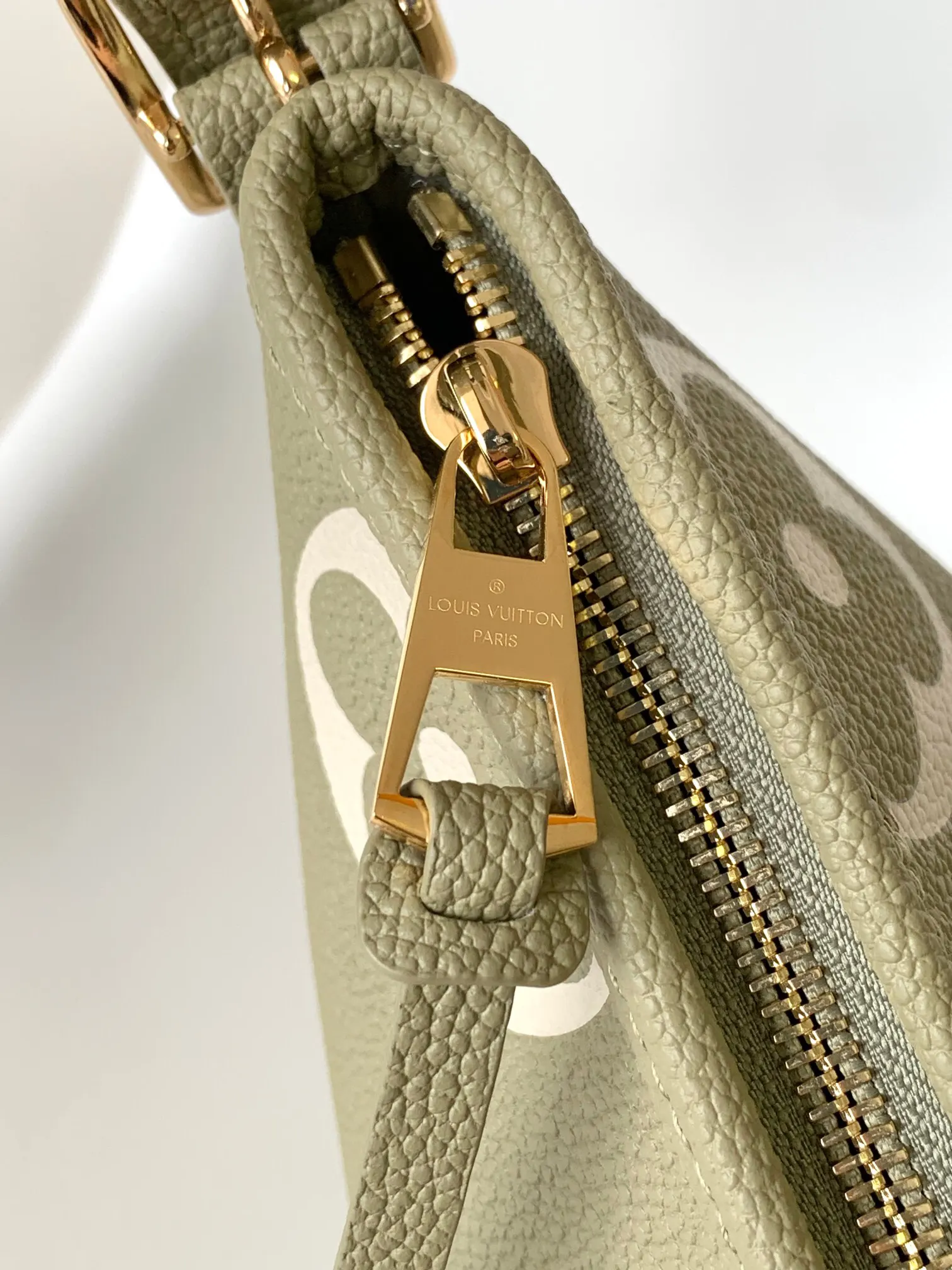 CarryAll Mo手拿包 精致手拿款