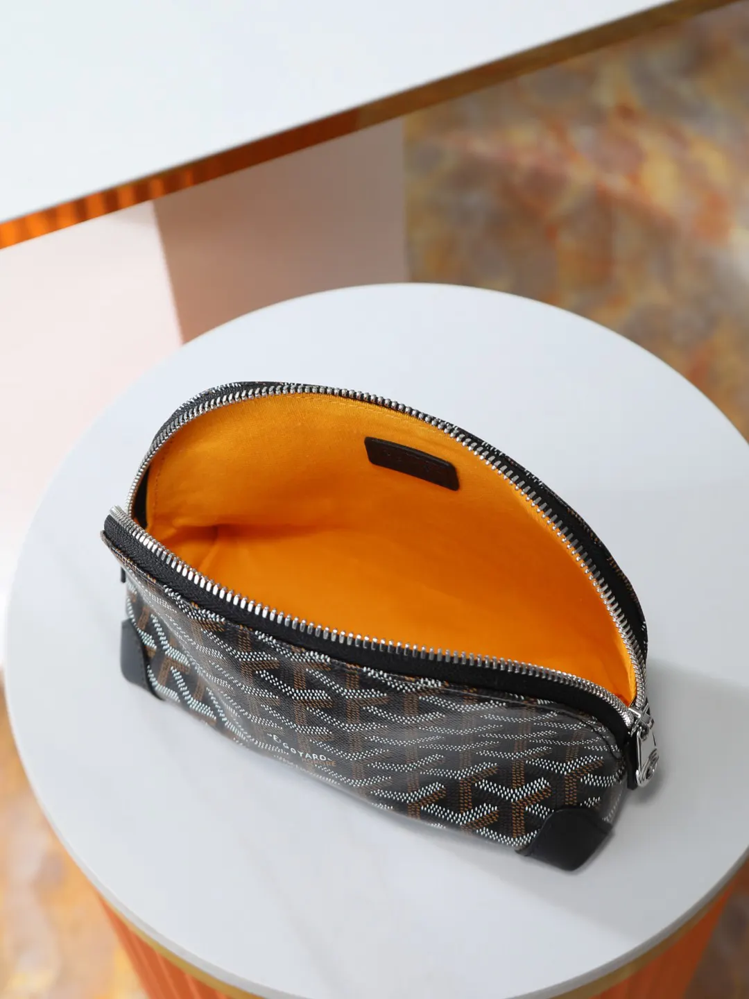 Vendome Pouch 迷你贝壳形状的包收 化妝包 便携收納款