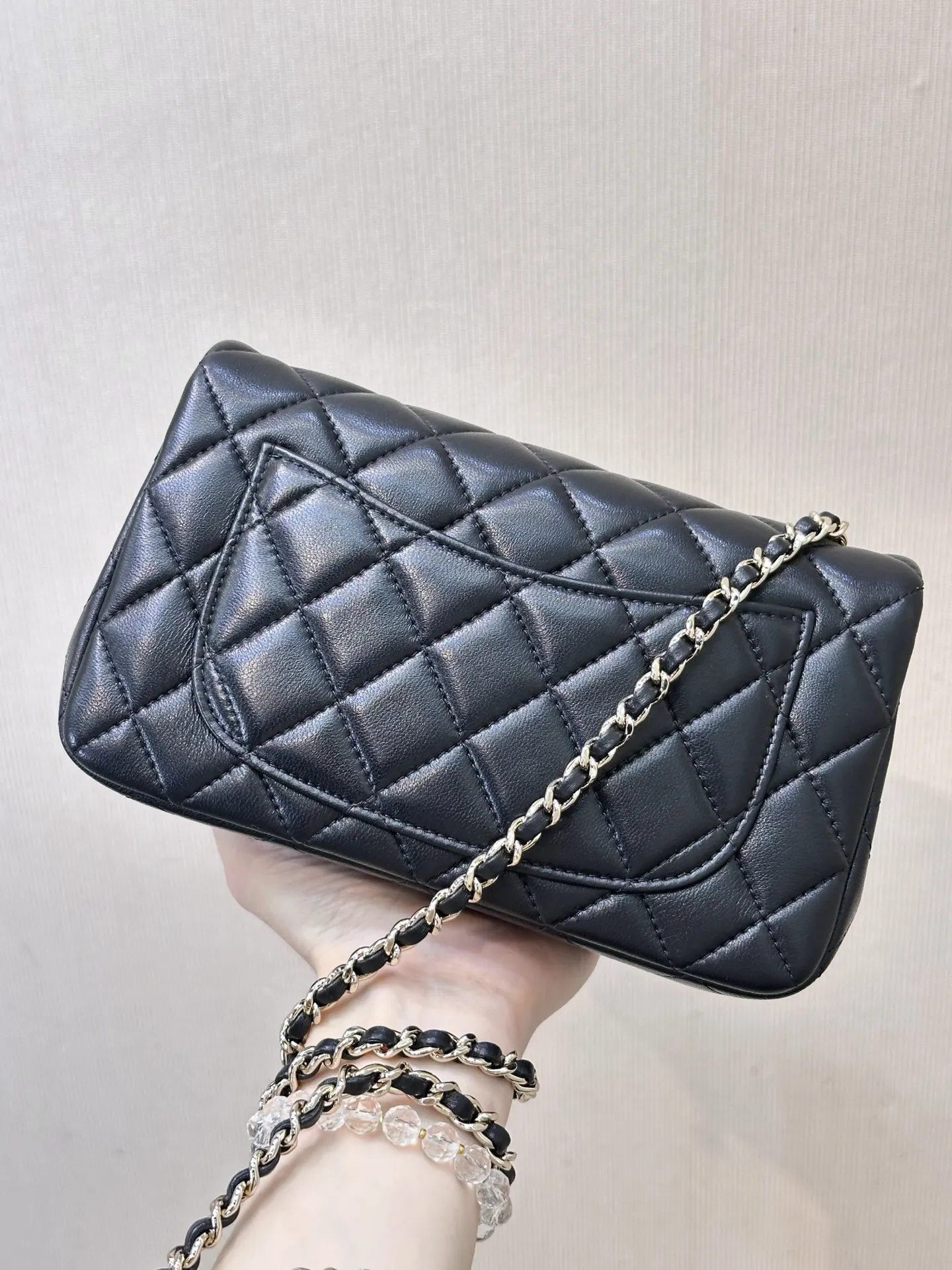 Chanel 菱格纹牛皮翻盖链条包 单肩斜挎 复古