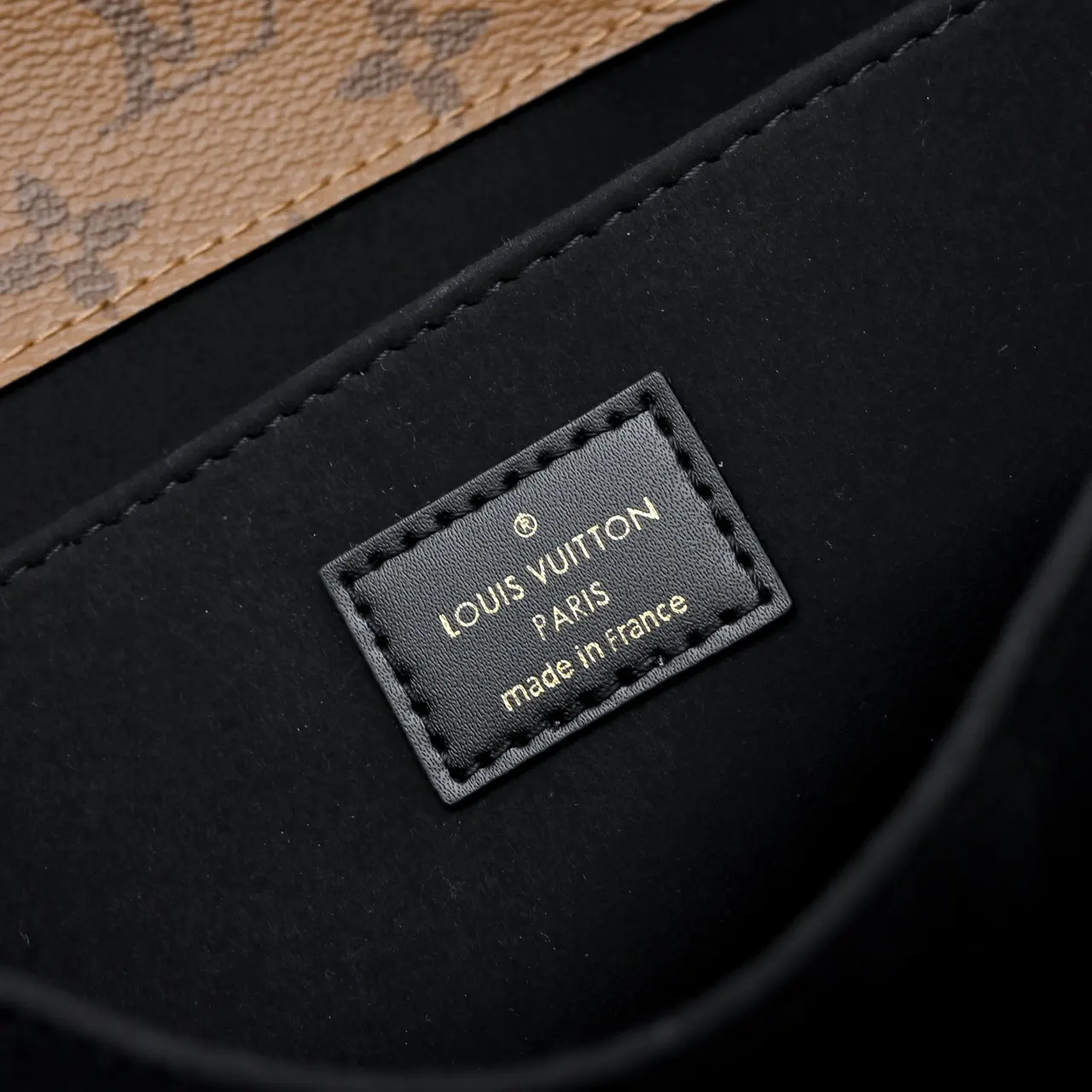 Louis Vuitton Métis Monogram 手提包