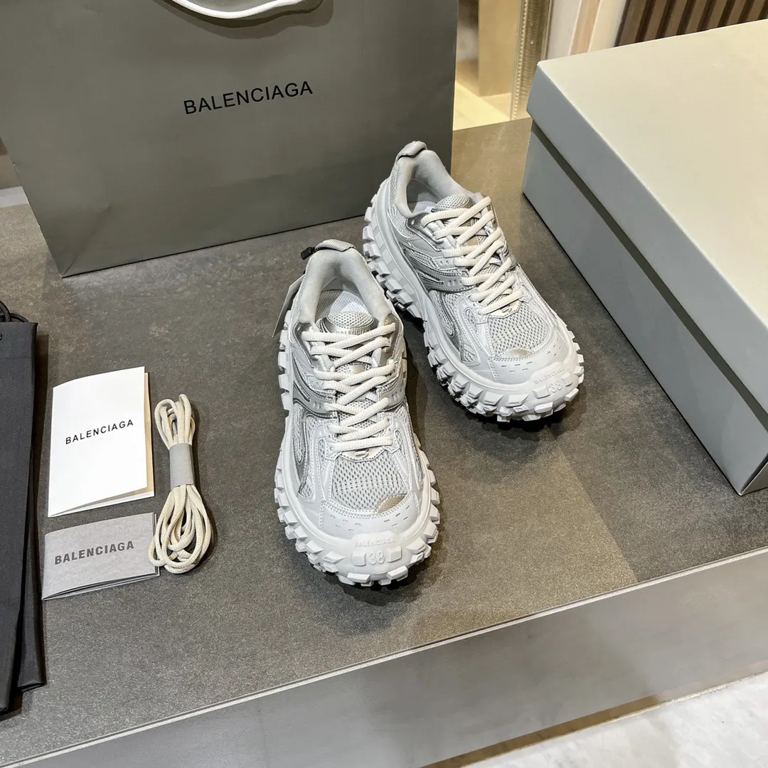 Balenciaga 运动鞋 厚底(數字4) Balenciaga 运动鞋 厚底(數字4)