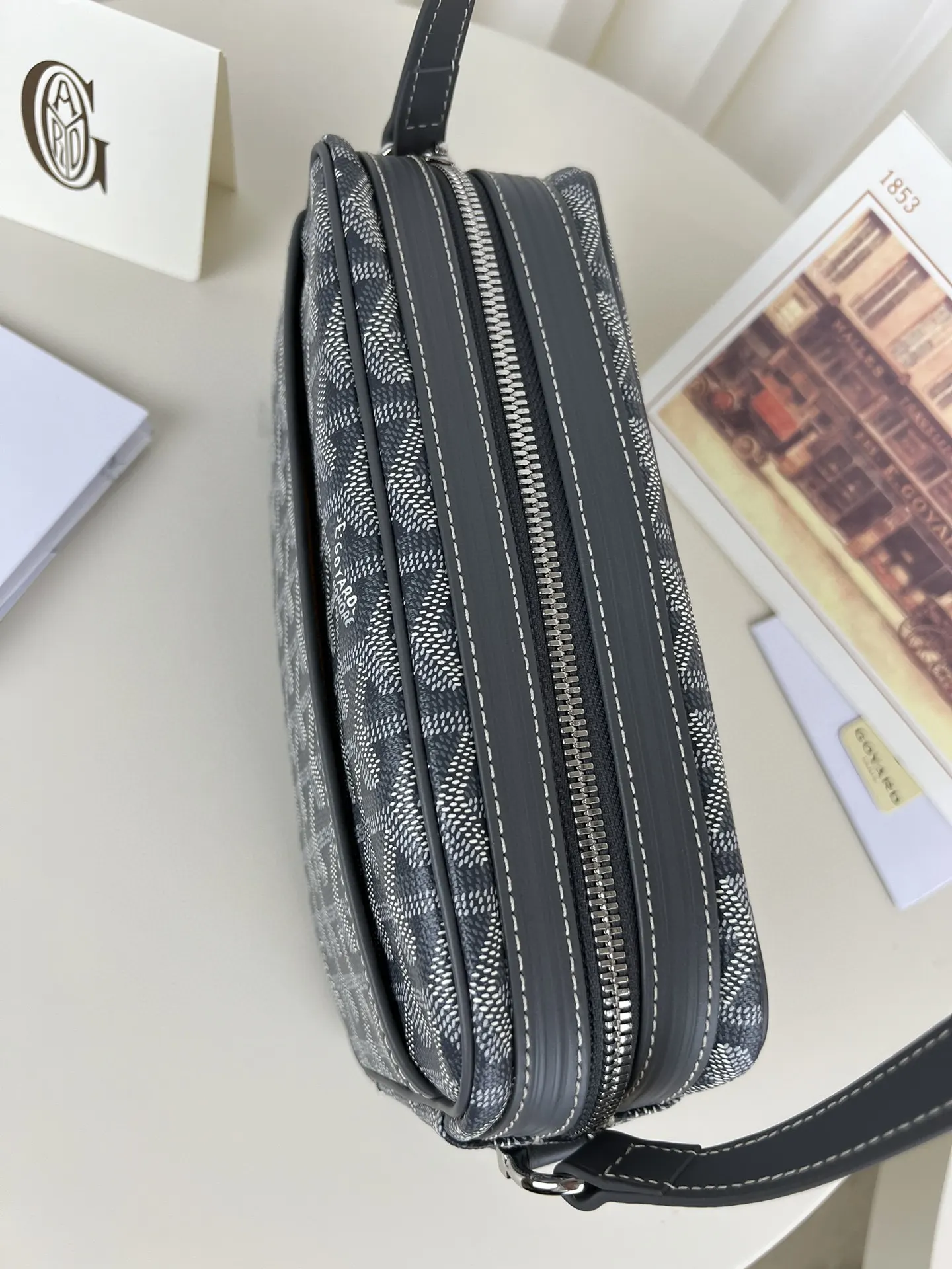 Goyard 戈雅 CapVert 相机包 ☼ 既高颜值又 斜背包 輕便斜挎款