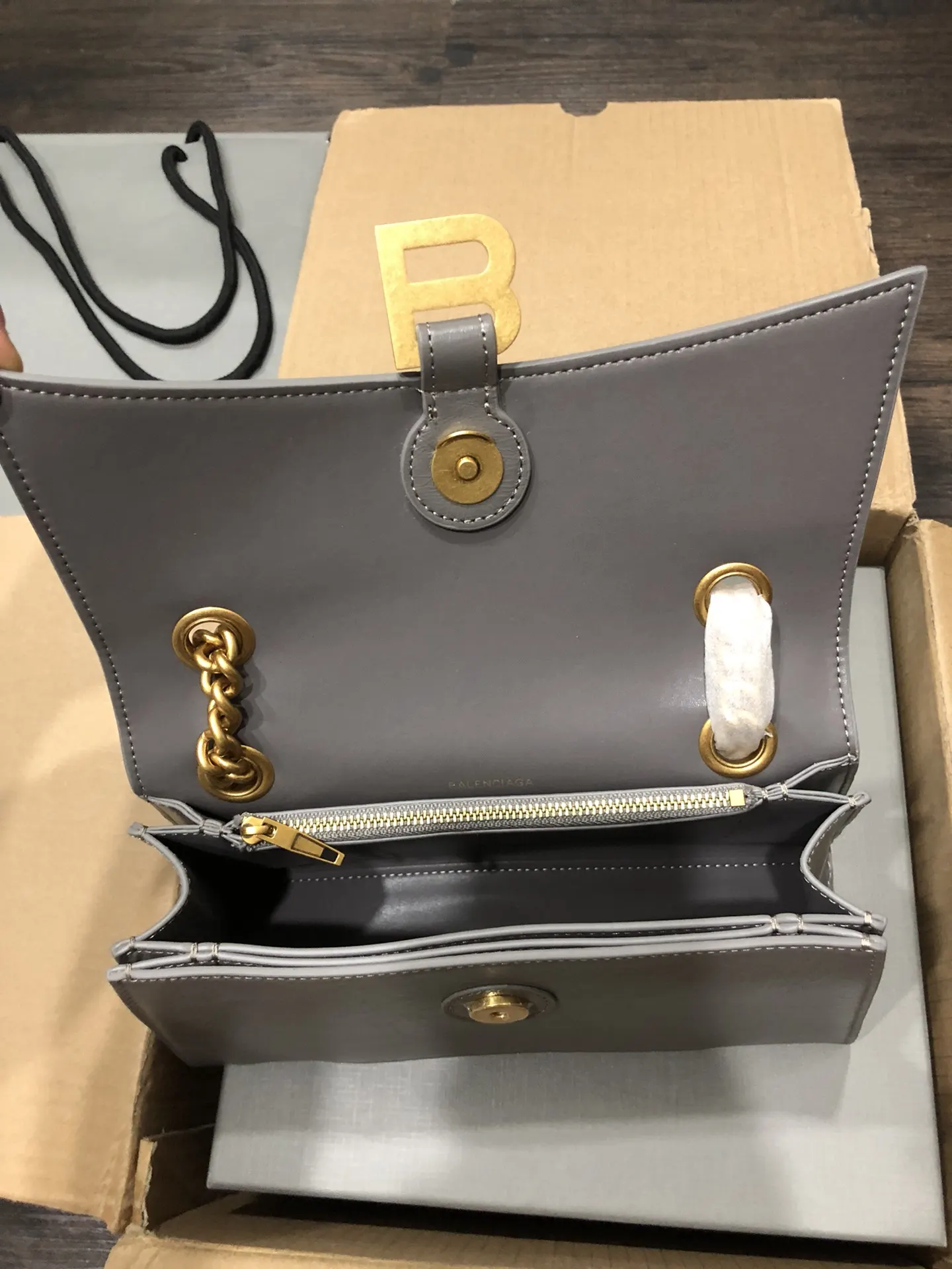 Gray Chain Bag Classic