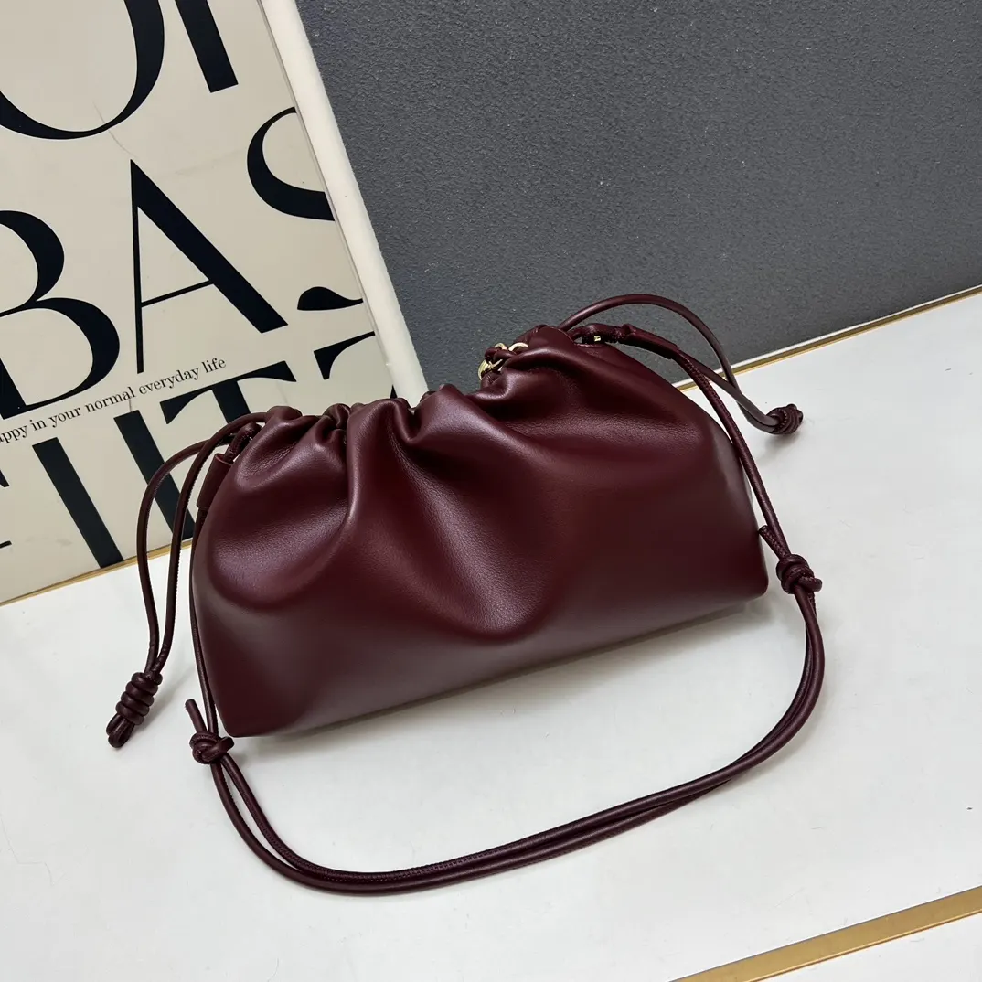 羊皮 Flamenco Purse 云朵包 链条包 精致链条款