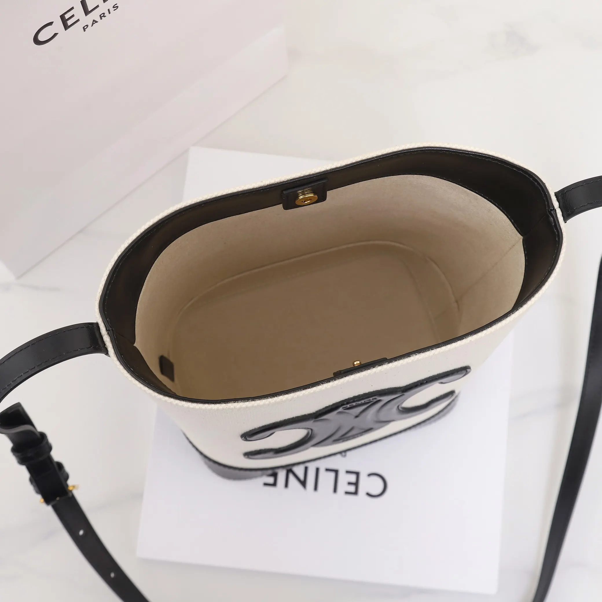 Bucket Bag Casual Leather Image 9 Bucket Bag Casual Leather Image 9