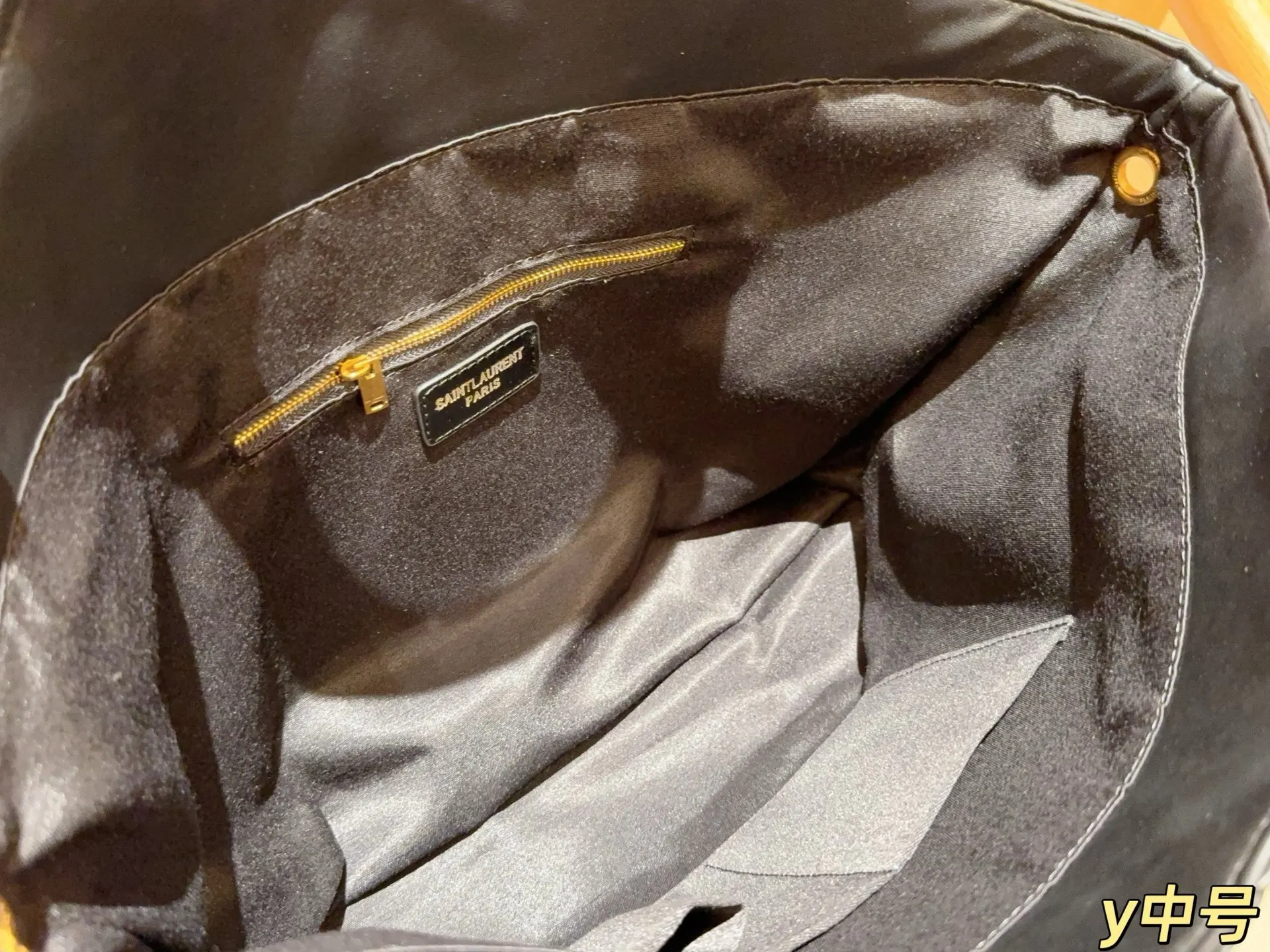 YSL 中号 无盒 Gaby绗缝纹路购物袋 lc 托特包 大容量托特款