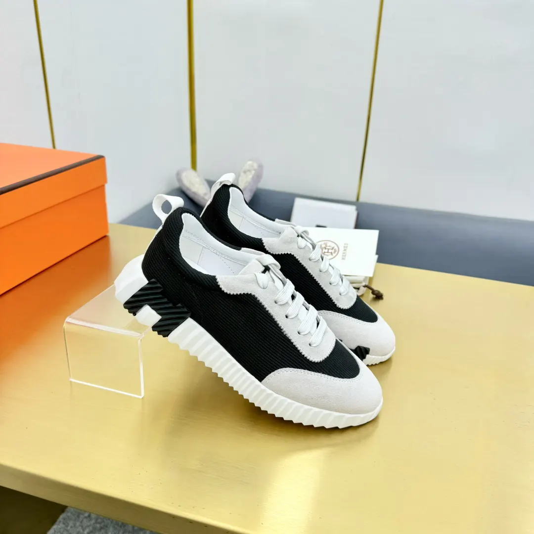 Hermès 官网同步更新 羊皮 运动鞋 舒适
