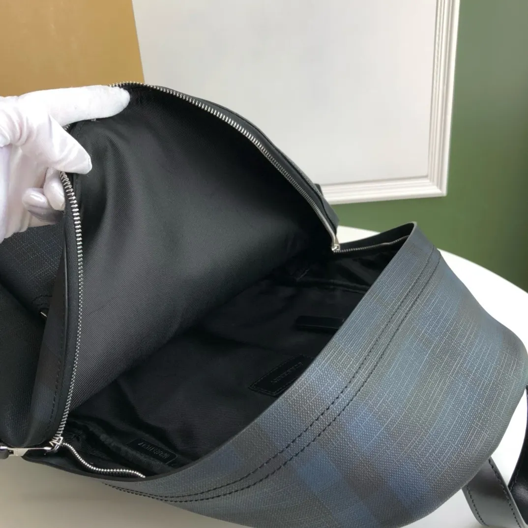 牛皮 本品轻松满足多样需求 是通勤造型的理想单品 双肩包 实用双肩款