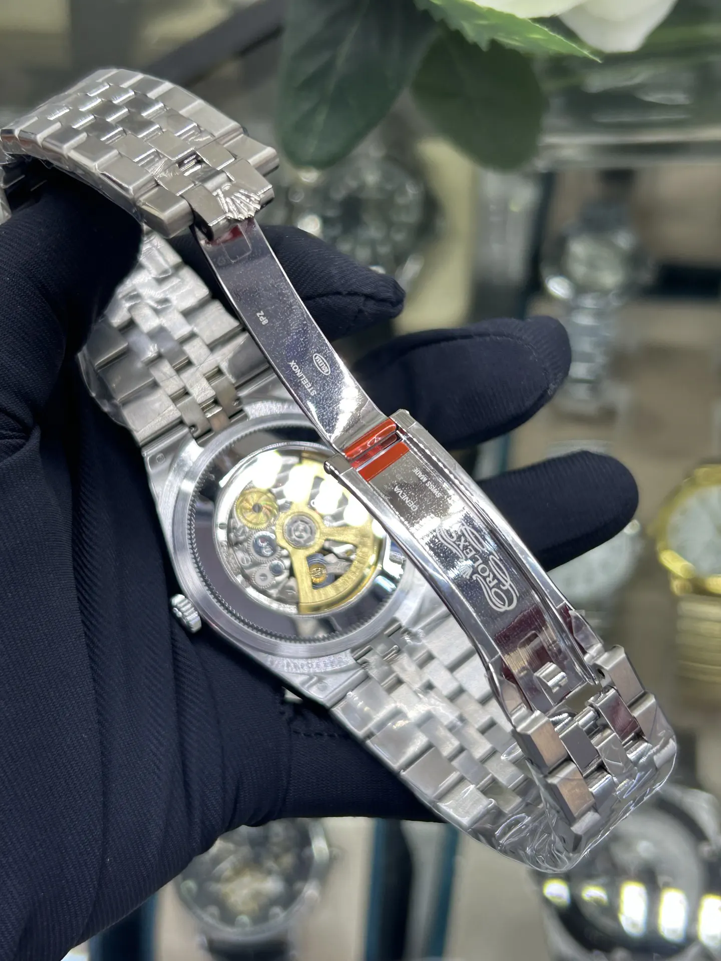 Watch Classic Image 9 Watch Classic Image 9